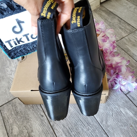 Dr martens black leather heeled boot sz 10 - Picture 2 of 12